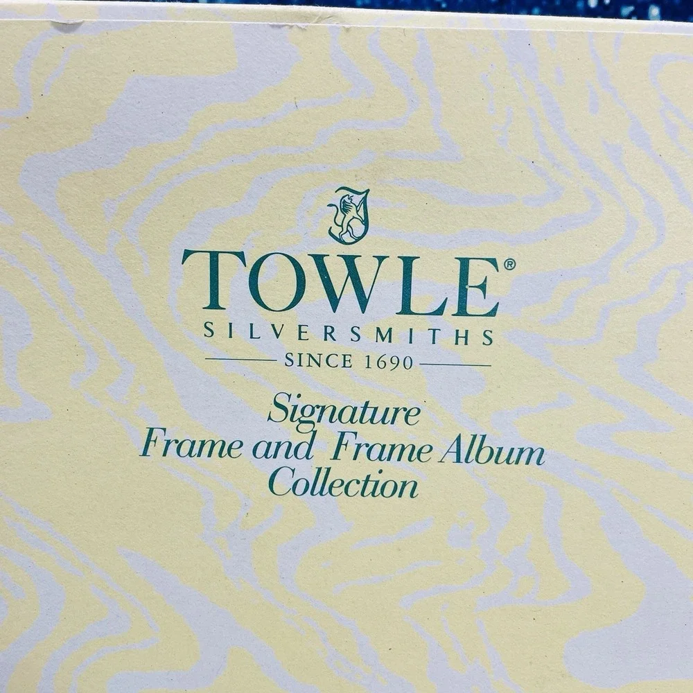 Towle Silversmiths Natural Wood Double 5x7 Picture Frame‎ Signature Collection